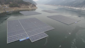 [쉬운말뉴스] 한국전력공사와 수자원공사가 물위에 태양광발전소 개발을 추진해요
