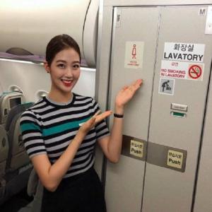 [쉬운말뉴스] 저가항공사 최초로 에어서울이 여성전용 화장실 운영